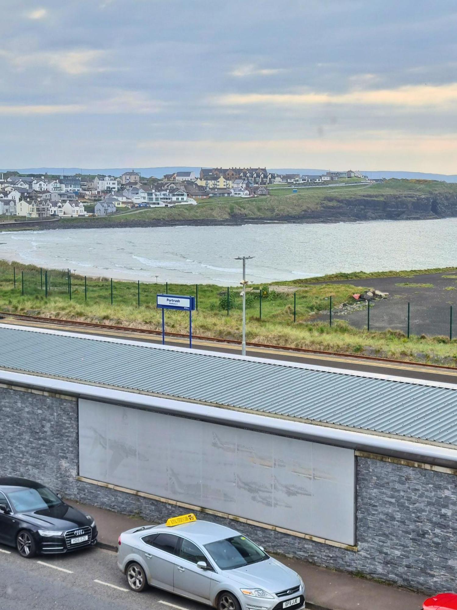 Apartament 6 Golf Terrace - Portrush By The Sea Zewnętrze zdjęcie